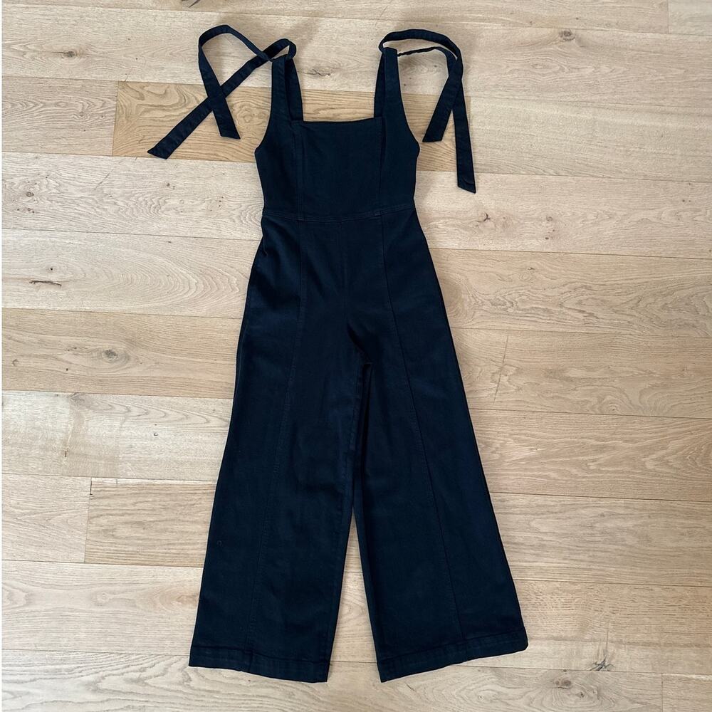 Alice + Olivia Jeans - Kinley Tie Shoulder Gaucho Jumpsuit in Black